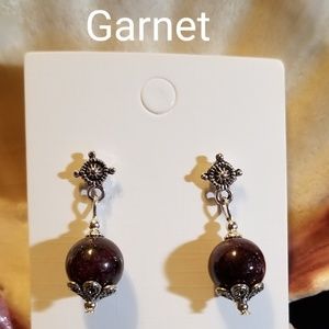 Amethyst Post Style Earrings: Amethyst, Garne…